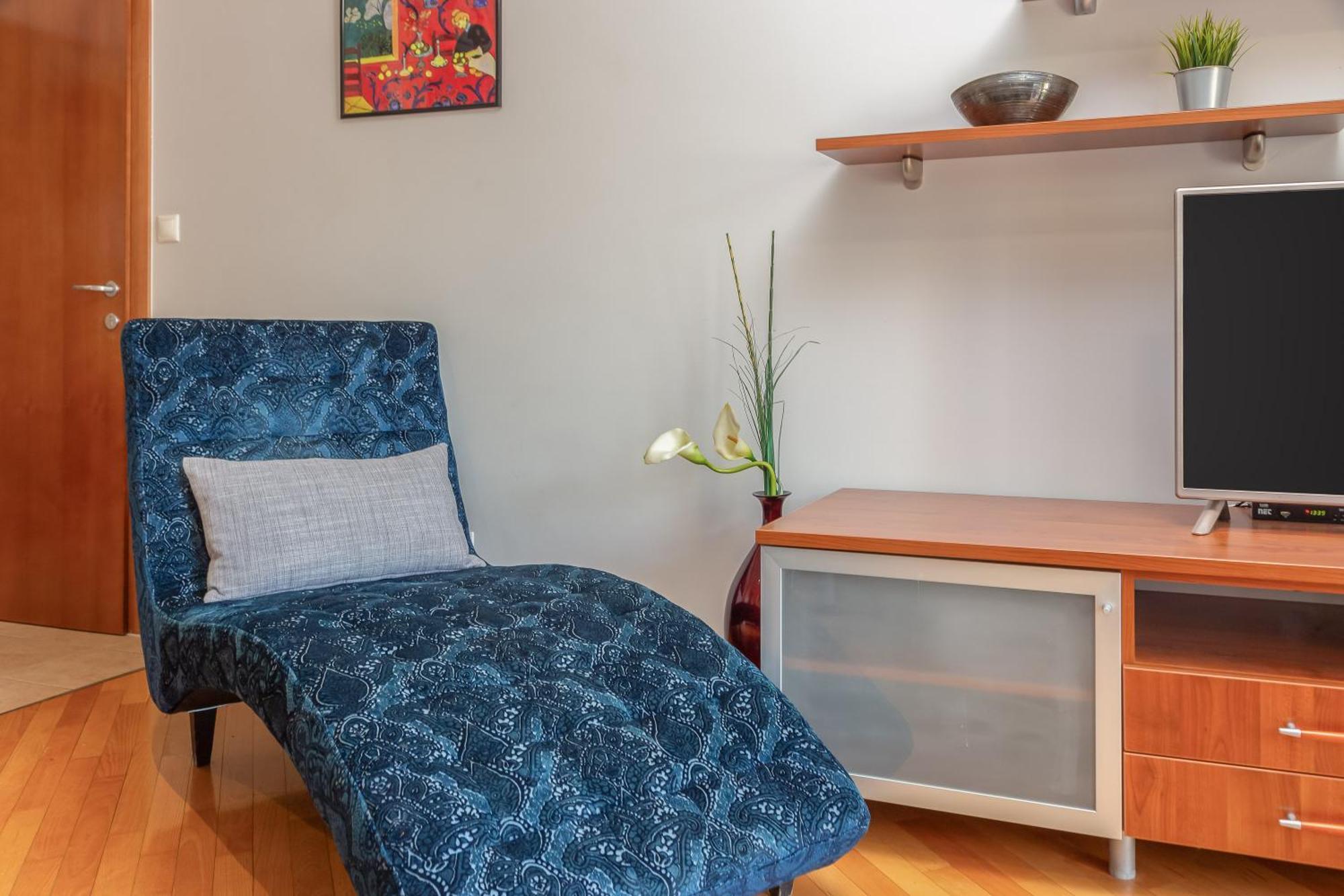 Brkic Apartments With Private Parking Makarska Bilik gambar